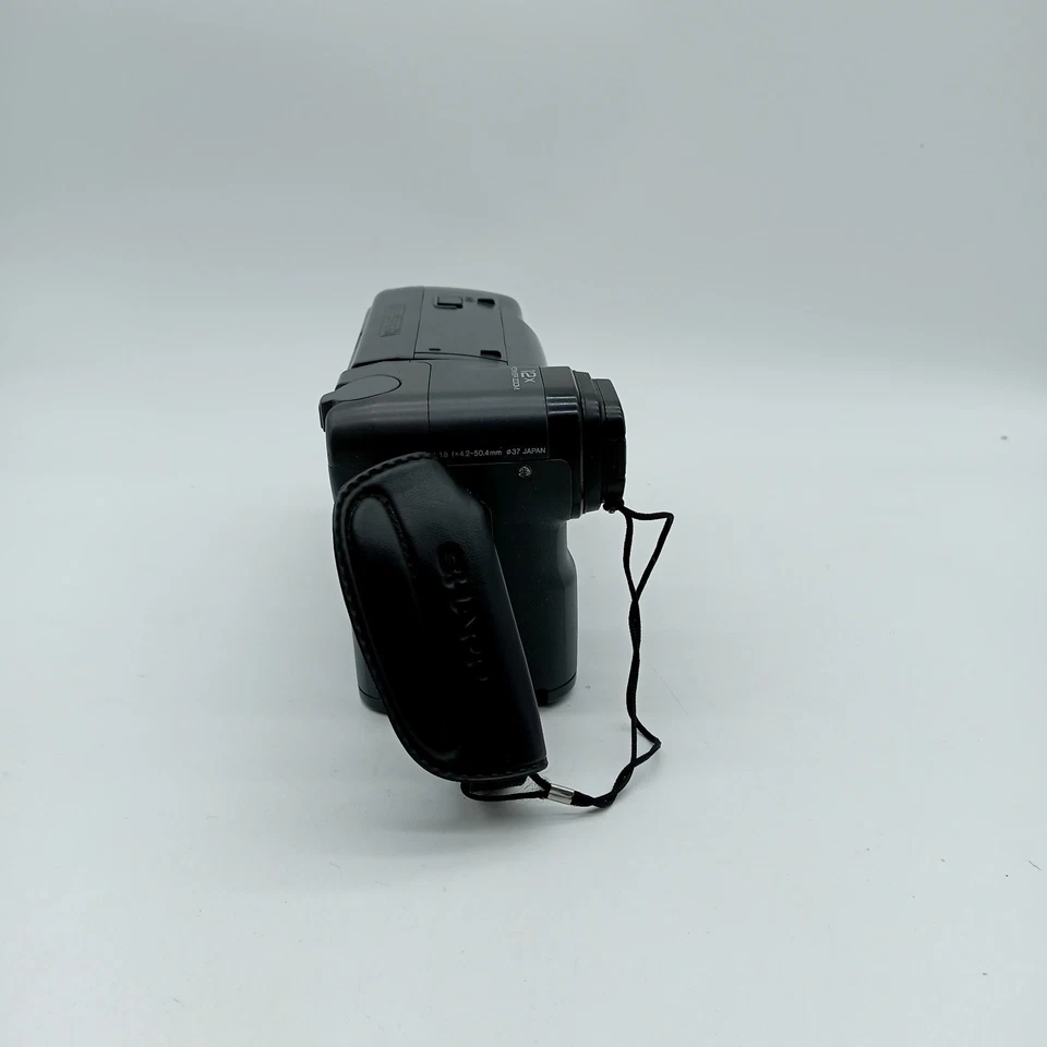 Sharp Viewcam VL-E66H Digital 8 Video Camera - Image 4 of 4