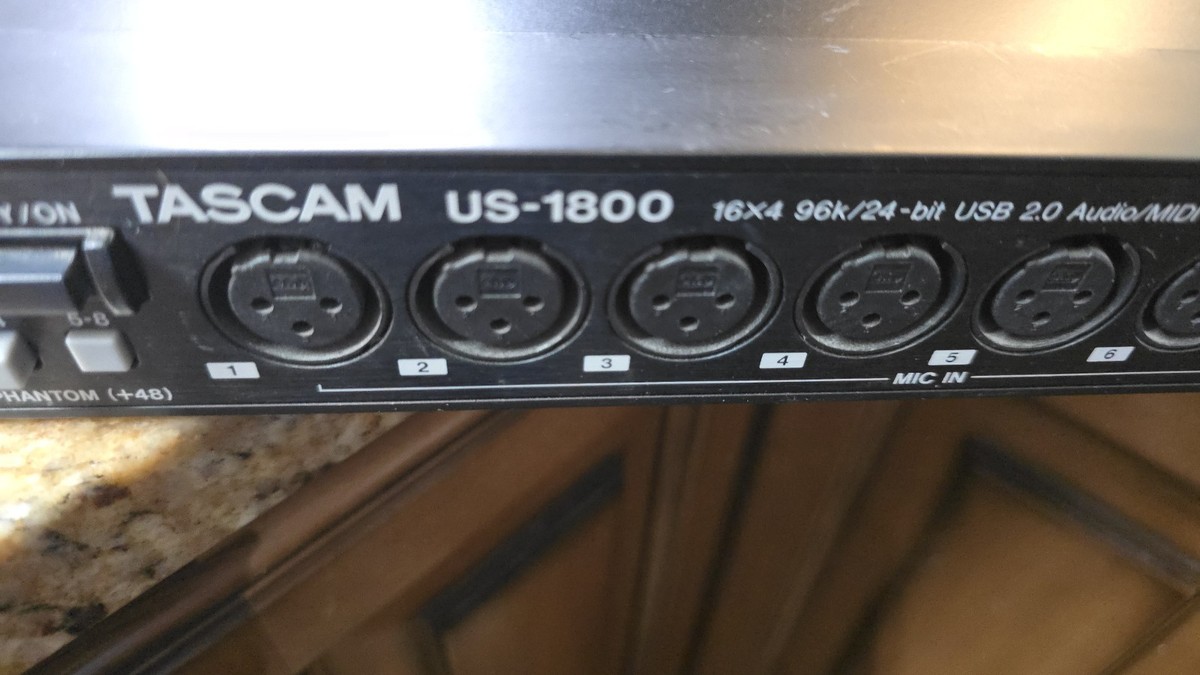 TASCAM US-1800 オーディオインターフェイス 【公式通販】