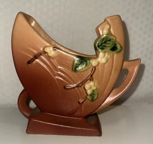 Vintage Roseville Pottery 1947  “Dusty Rose”Snowberry Fan Vase Planter IFH-6