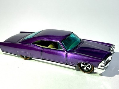   Hot Wheels Custom Made Redline Spectraflame Purple Pontiac '65 Bonneville
