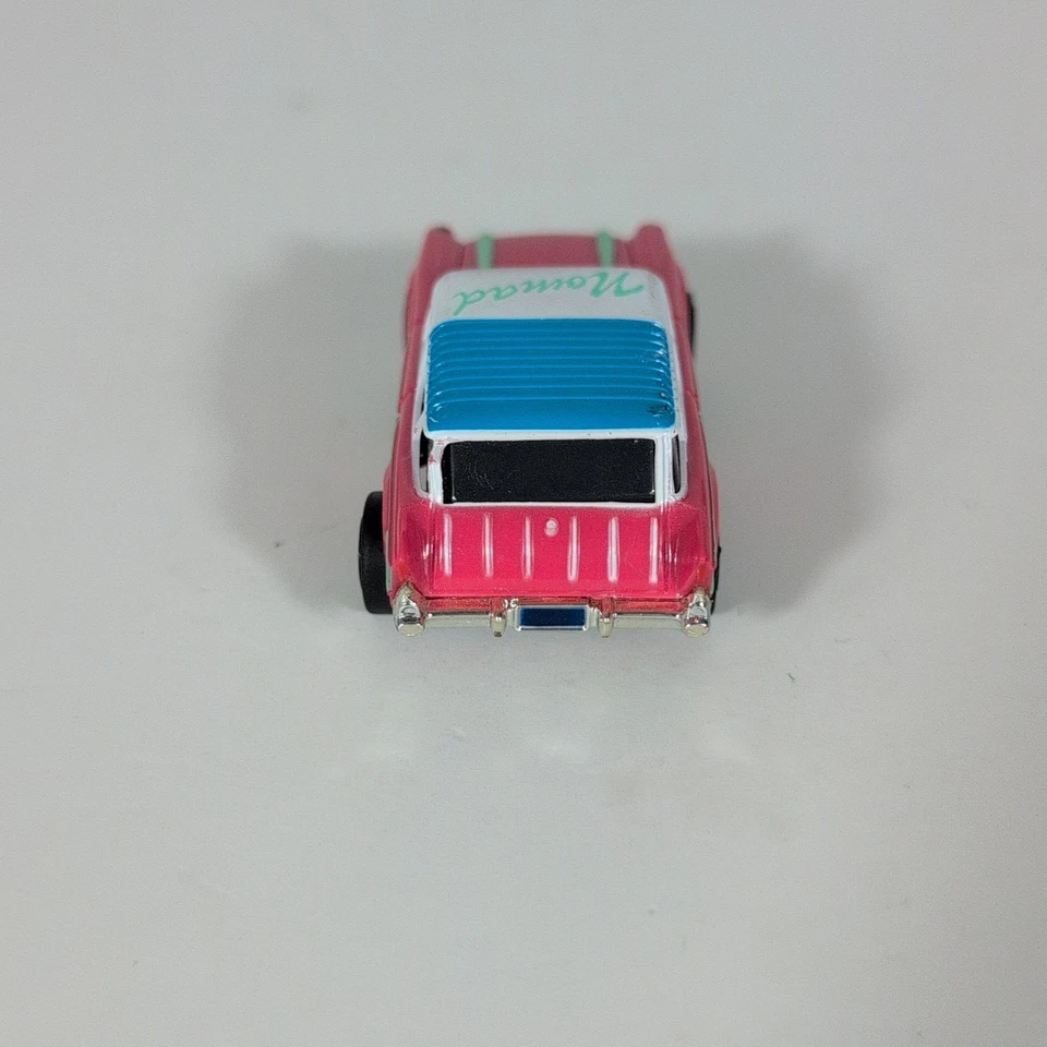 TOMY Aurora AFX Turbo Cars 1957 Chevy Nomad Slot Car Rosa Blanco Probado Difícil de Encontrar Foto 4 de 4