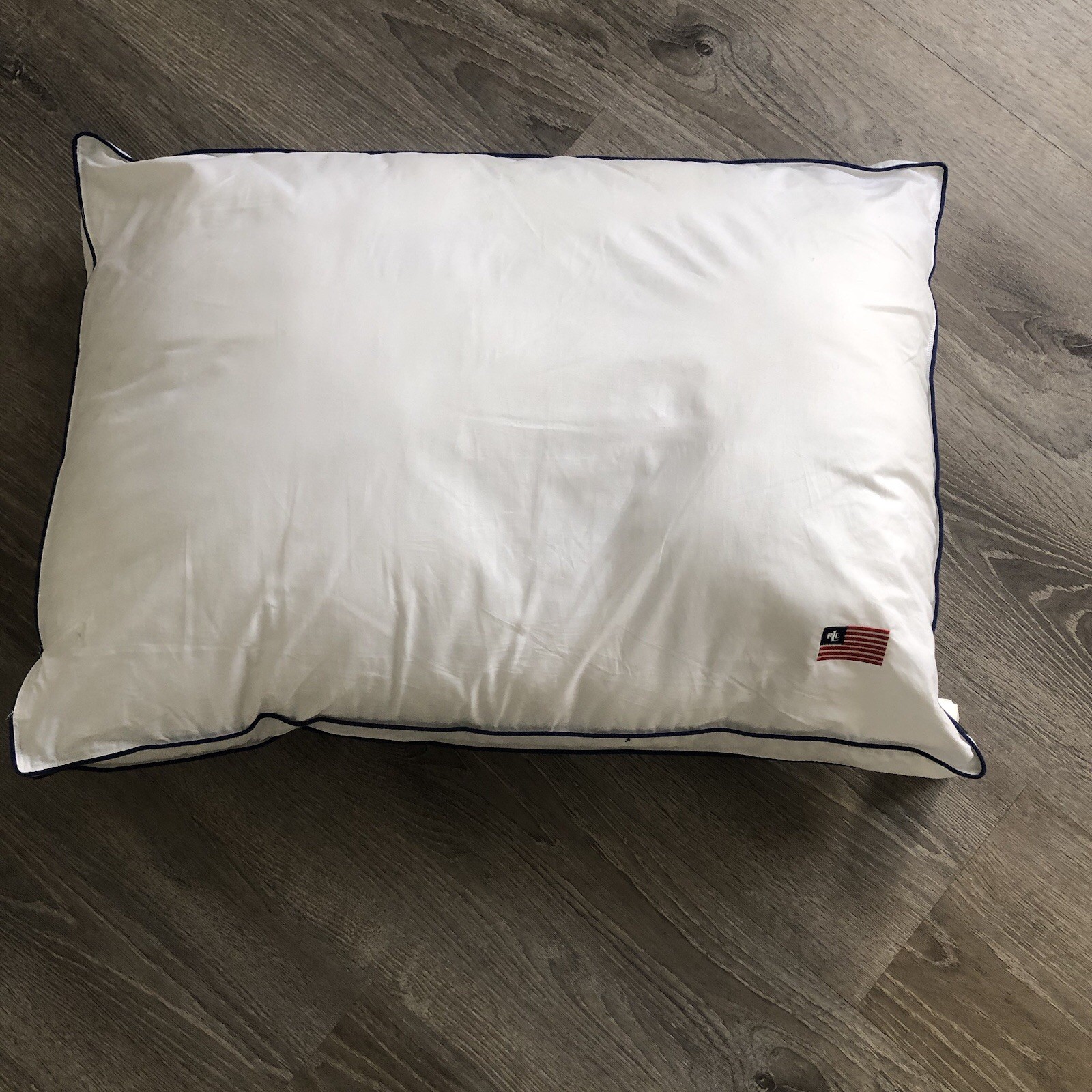 Ralph Lauren Logo bed Pillow Medium Density standard/ Queen 20 x 28