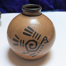 Nicaragua 5.5 Tall Polychrome Speckled Cerami...