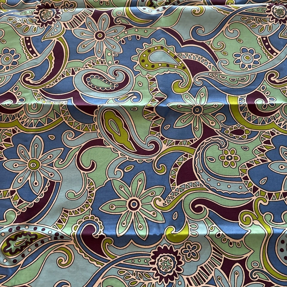 "VIP By Cranston 2005 tela de algodón flor/paisley verde azul púrpura 36 x 44""" Foto 2 de 3