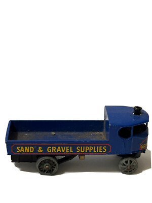 Matchbox Lesney No 4 Sand & Gravel Supplies Truck / Blue. In