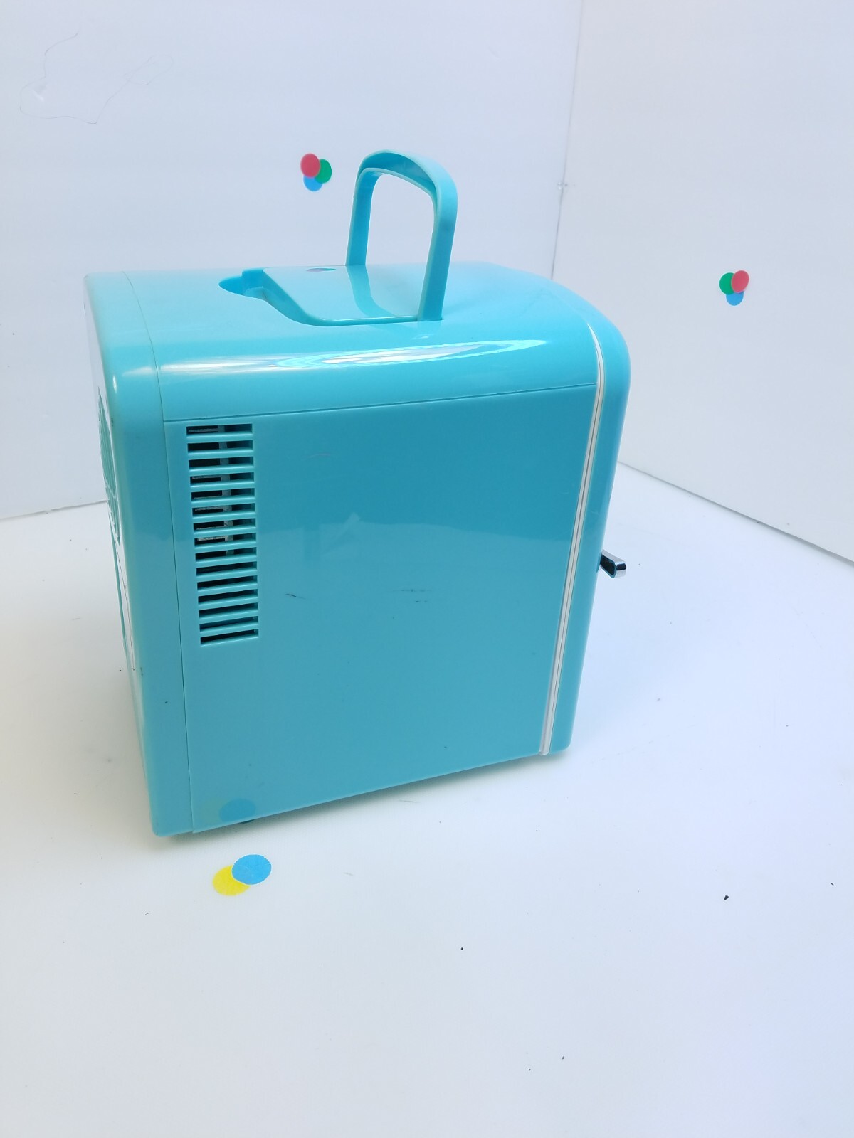 Igloo Mini Beverage Refrigerator (MIS129-B-BLUE) - Holds 6 cans (0.14 Cuft) 4 L