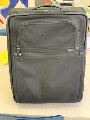 Tumi Alpha 22'' Frequent Traveler Zippered Expandable Carry On Black 22021DH 2 W