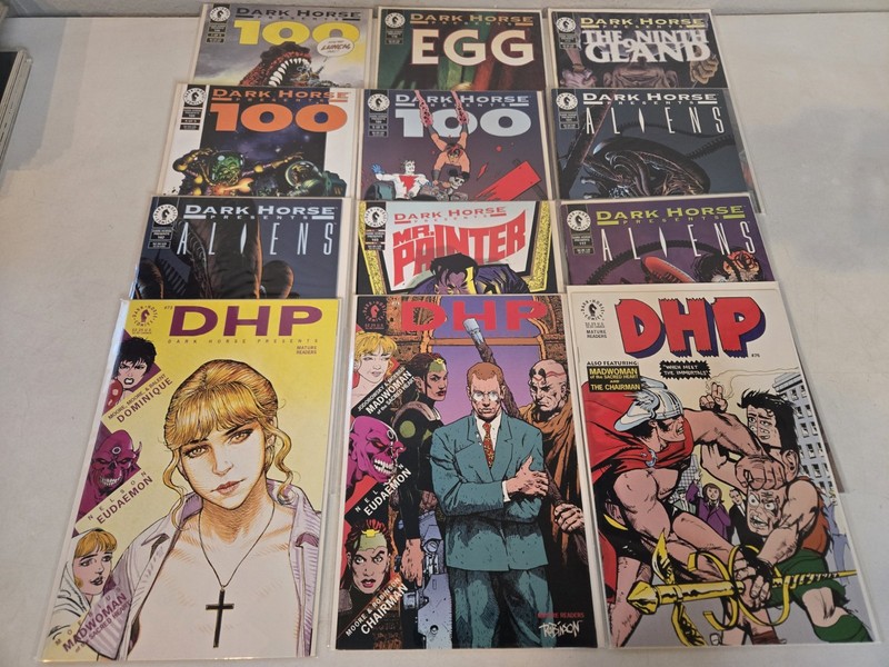 Dark Horse Comics Vintage Comic Book Lot Of 12 DHP Aliens Mr. Painter 100