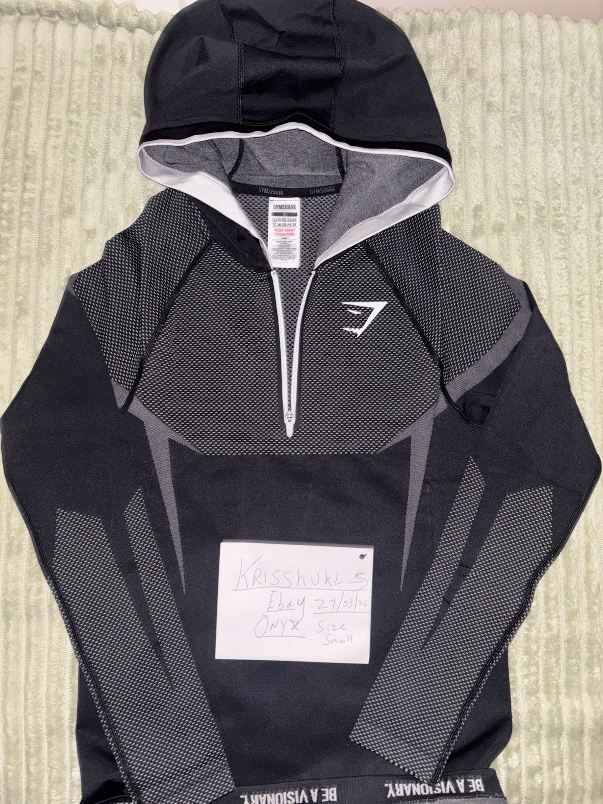 NEW ONYX GYMSHARK HOODIE men’s size Small Black/Grey Delivered Today 27/03/26