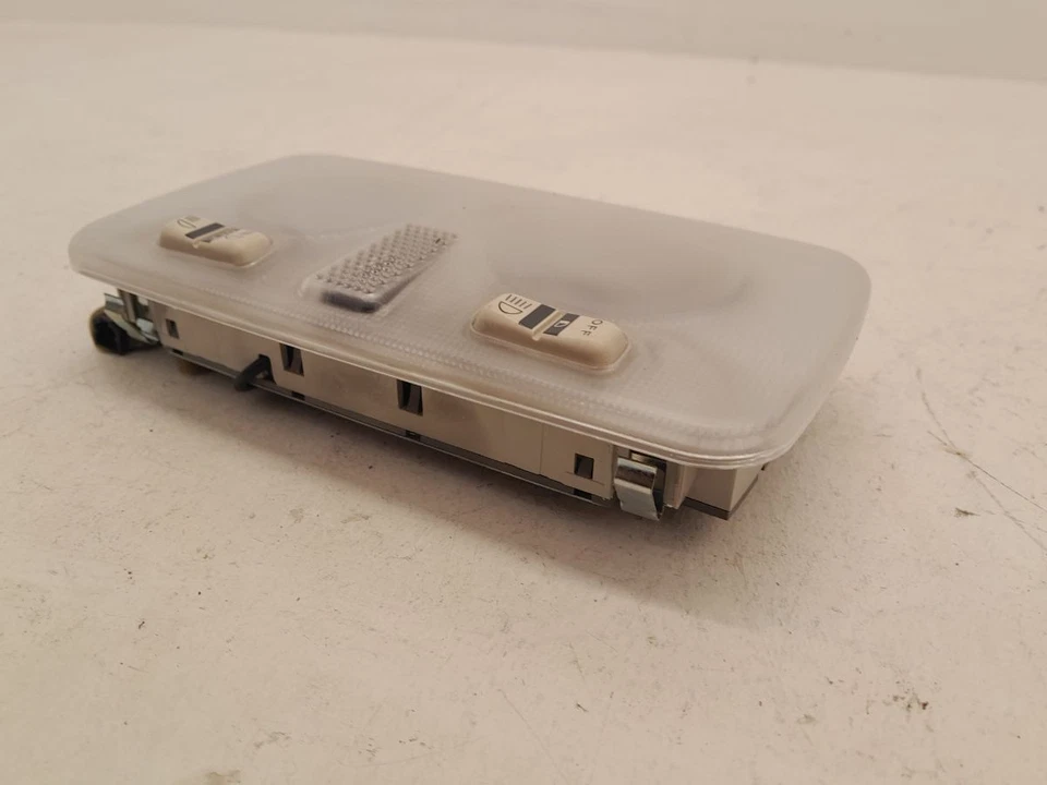 ВНУТРЕННИЙ ФОНАРЬ FIAT GRANDE PUNTO MK3 ДИНАМИЧЕСКИЙ ПЕРЕДНИЙ ФОНАРЬ ДЛЯ ЧТЕНИЯ 1520400000 - Изображение 4 из 4