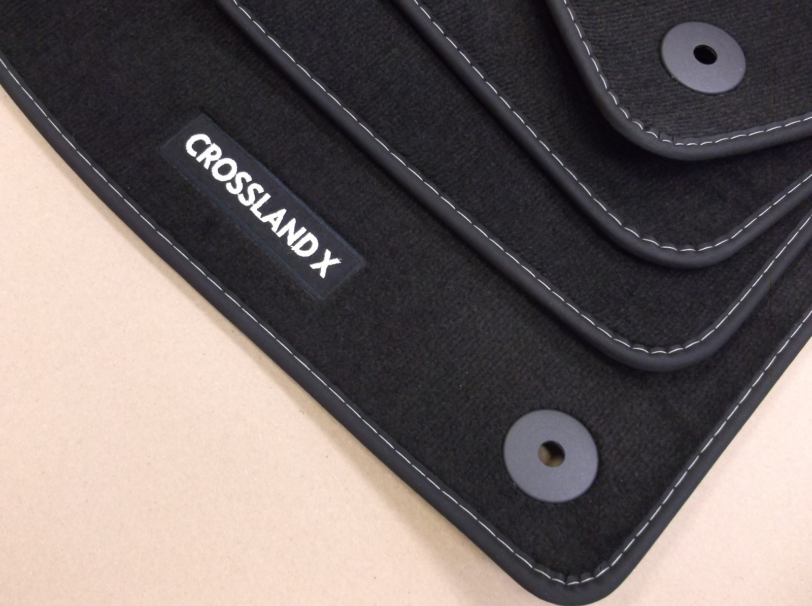 New Genuine Vauxhall Crossland X 2017 Set Of 4 Carpet Floor Mats