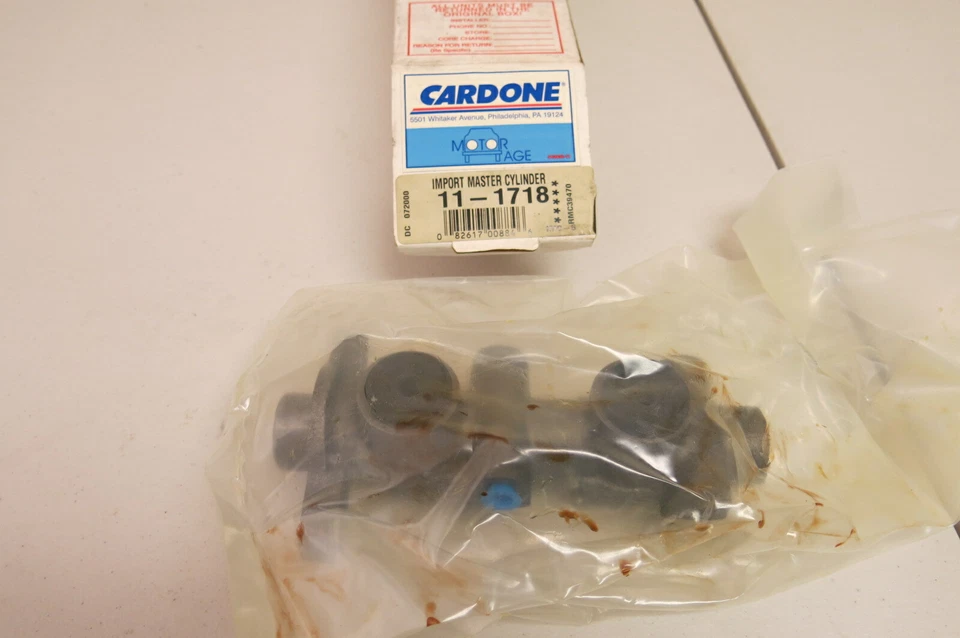 Cilindro maestro de freno Cardone para Volkswagen 1975-1984 (11-1718) Foto 4 de 4