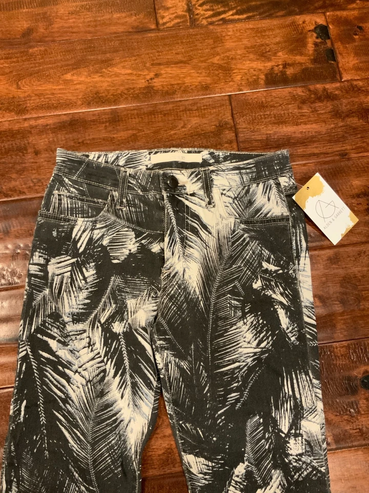 Joe's Jeans Black & White Tropical Print Denim Low Rise Skinny Jeans, Size 25 - Image 2 of 4