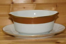 Noritake Granada #2794 Gravy Boat or Sauce Bowl with Underplate, 8 1/4"