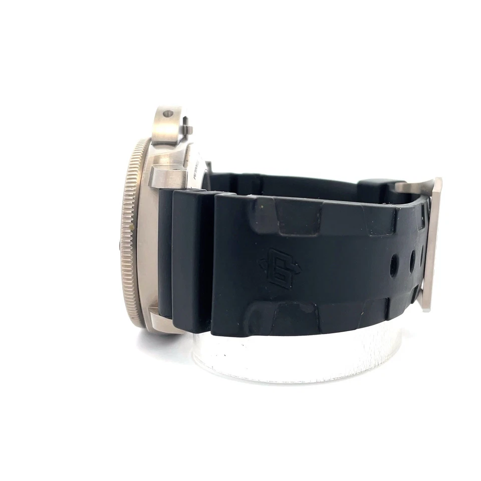 Panerai PAM00371 Side View