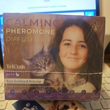 Cat Calming 2- Diffuser  2- Refills: Pheromone for Cats, Light Purple