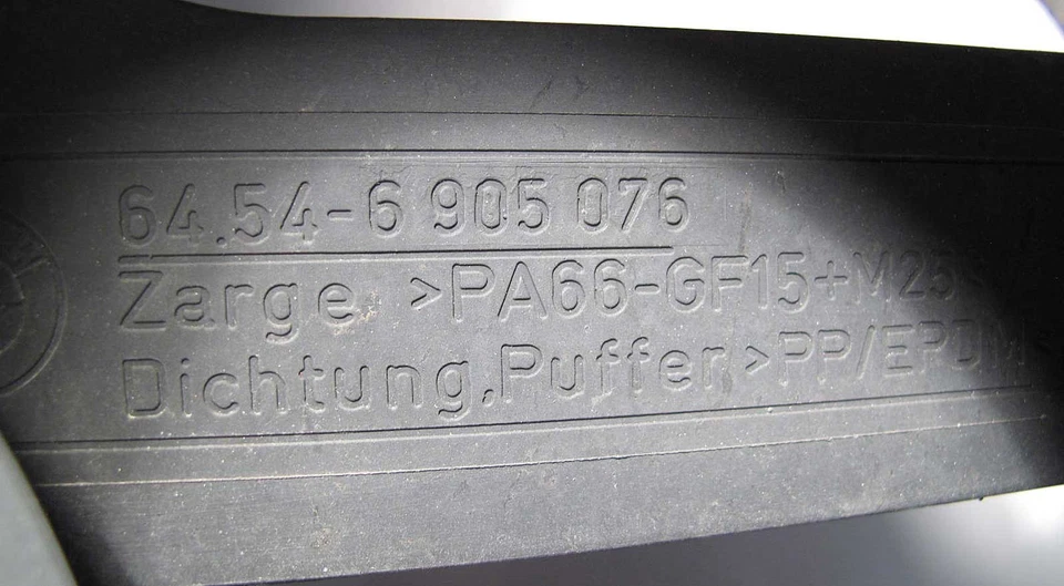 BMW E46 1999-2006 Serie 3 Ventilador eléctrico auxiliar de refrigeración de CA con cubierta OEM Foto 2 de 4
