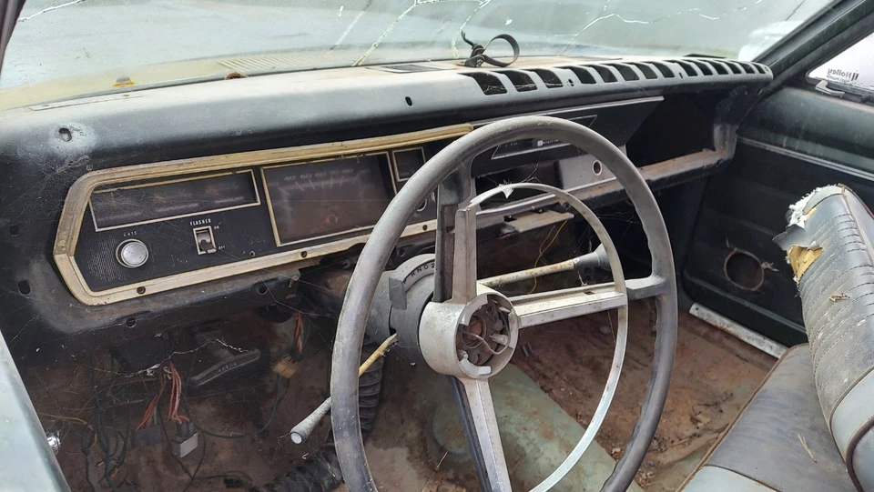  Dash Mopar A Body Plymouth Valiant 1969 Grille - Image 2 of 2