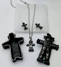 Signed Torino Vintage New Pewter Pin Necklace Earrings Scarecrow Box Set