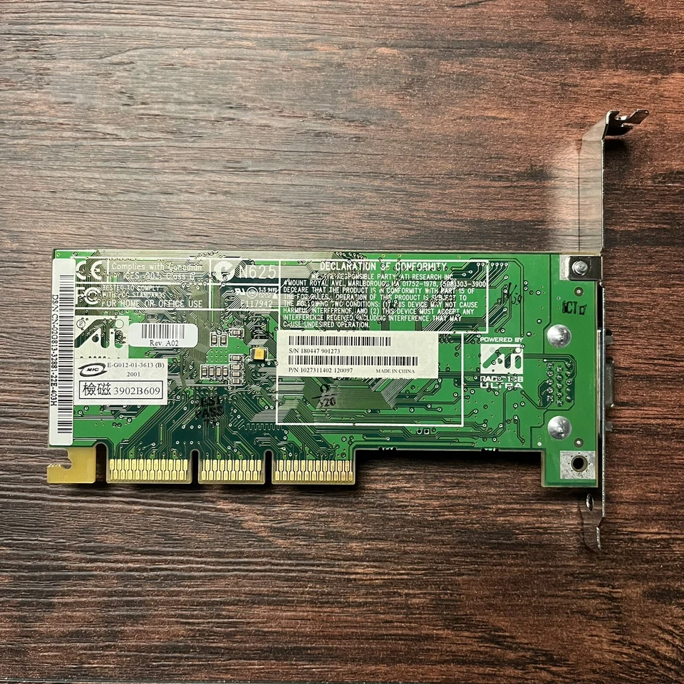 ATI Rage 128 Pro Ultra GL 16 MB AGP Video Card For Windows 98/ME/2K/XP VGA - Image 2 of 3