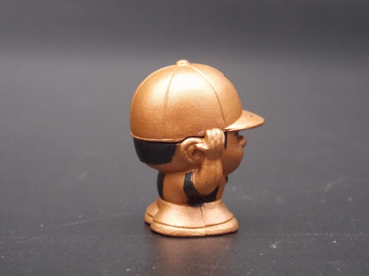 【お宝品】元ドイツ代表 ポドルスキ選手 サインミニボール（15cm） RARE Teenymates Legends NFL Series 2 BRONZE Referee 1