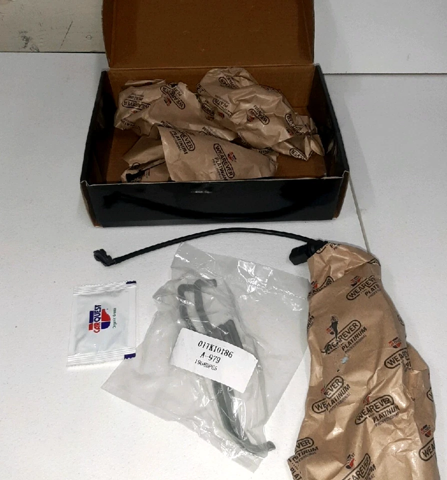 Professional Platinum front Brake Pads w/Hardware, Ceramic for Audi A4 2003-2009 - Imagem 3 de 4