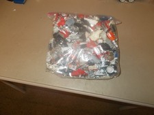 GALLONENTASCHE MIT MOTORTEILEN