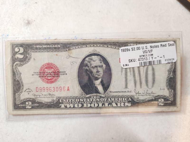  1928-G 2 Dollar Bill Red Seal VG/VF Unique serial number Collector's choice 