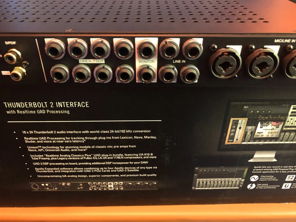 UAD Apollo 8 Quad Thunderbolt 2  WITH THUNDERBOLT 3 UPGRADE OPTIONS CARD - Image 4 of 4