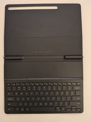 Samsung slim keyboard book cover for Galaxy Tab S7+ and S8+ - gently used