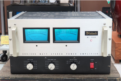 McIntosh MC2300 Stereo Power Amplifier Excellent Condition Working Serviced