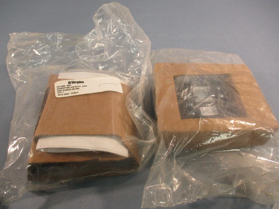 Lot of (2) Simplex 4090-9002 Individual Addressable Relay Module, IDNET 0617950 - Image 4 of 4