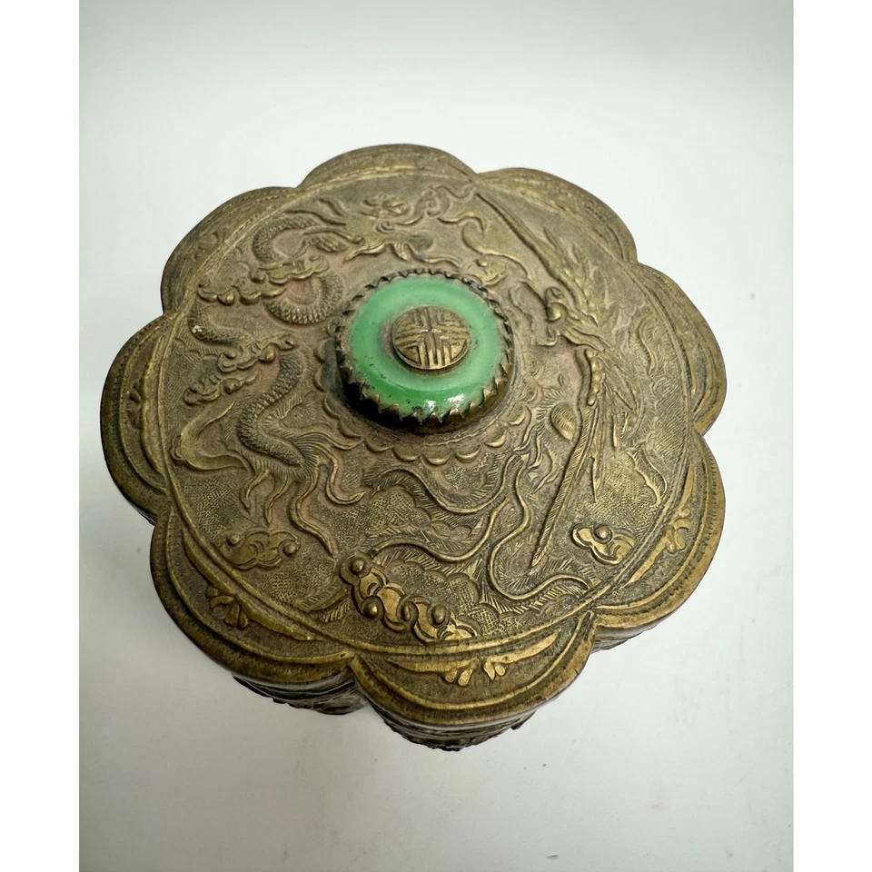 Antiguo carrito de té chino del siglo XIX plateado con tapa de disco bi de jade Foto 2 de 4