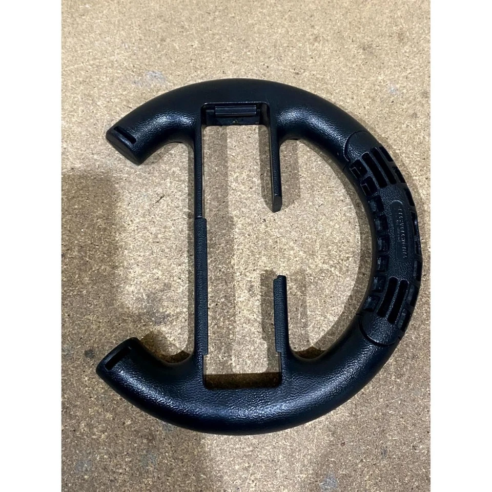 Ubisoft Thrustmaster Steering Wheel Black for Nintendo Wii Video Gaming Console - Image 3 of 4