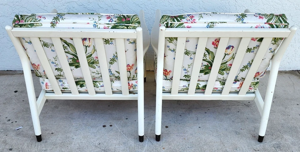 Un par de sillones modernos de mediados de siglo de tulipanes Foto 4 de 4