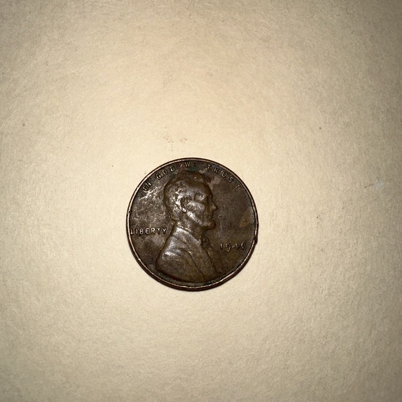 1946 Wheat Penny No Mint folder filler - Circulated Actual Coin Shown!
