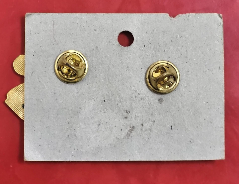 Set Of 2 1990s Toronto Maple Leafs Lil Sports Brat Goalie & Player Pins Unused - Image 2 of 2