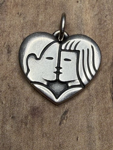 Retired James Avery Sterling Silver Happy Couple The Kiss Heart Charm Uncut Loop