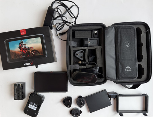 Atomos Ninja V 5" 4K HDMI Recording Monitor with Case, Accessories, NICE!