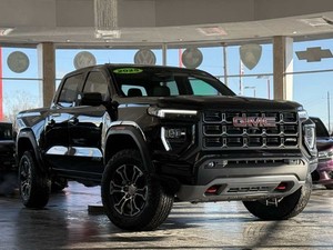 2025 GMC Canyon 4WD AT4