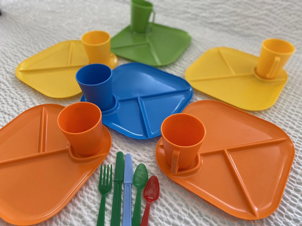 Plastic picnic clearance ware