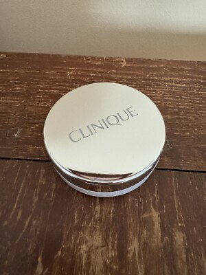 Clinique Super City Block BB SPF50 02 Moderately Fair 