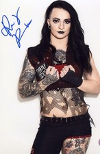 *FISHNET TOP* WWE WWF AEW RUBY RIOTT SIGNED 8x10 BECKETT AUTO