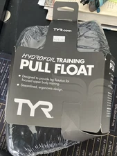TYR Hydrofoil Pull Float - Black - In Sealed Package-Style: LHYDPF