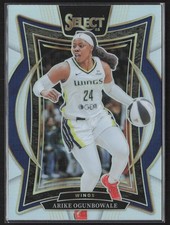 2025 Panini Select WNBA #4 Arike Ogunbowale Silver Prizm
