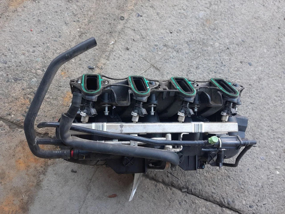 GMC ENVOY Denali 2005 colector de admisión motor de 5,3 L 89017588 Foto 2 de 4