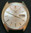Vintage Seiko 5 23 Jewel Man’s Wristwatch With Day Date Running No Band