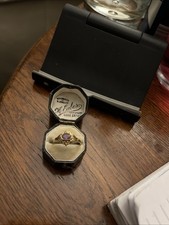 18ct Gold Amethyst Ring 2.0g Beautiful