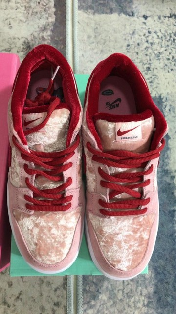 strangelove x nike sb dunk low valentine's day mens stores