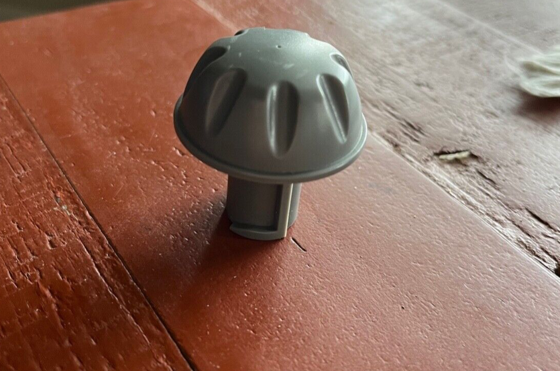 Genuine Shark SE450 SE460 S3601 S3801 S3901 WATER TANK CAP LID Free